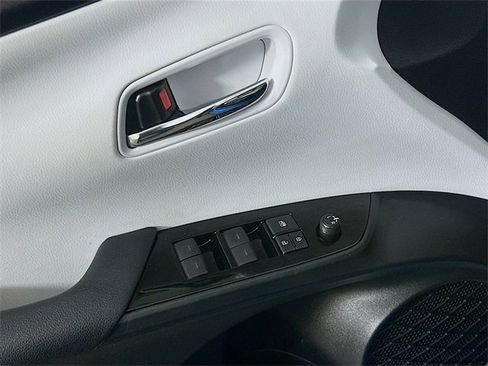 Used 2019 Toyota Prius XLE image 20