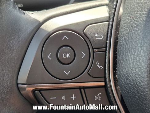 Used 2023 Toyota Camry SE w/ Convenience Package FWD image 18
