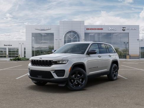 New 2025 Jeep Grand Cherokee Altitude AWD/4WD image 1