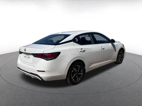Used 2025 Nissan Sentra SV FWD image 17