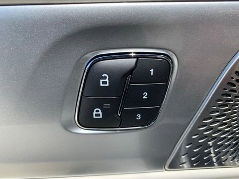 New 2025 Lincoln Nautilus Black Label w/ Jet Appearance Package image 15