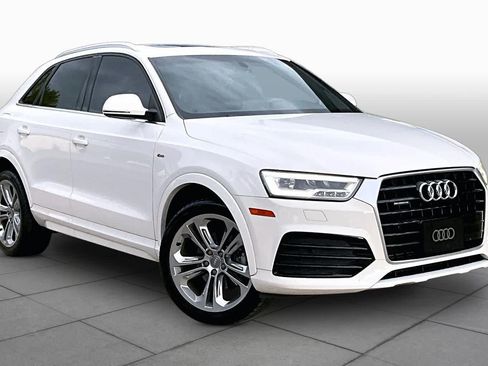 Used 2018 Audi Q3 2.0T Premium Plus w/ Premium Plus Package AWD/4WD image 3