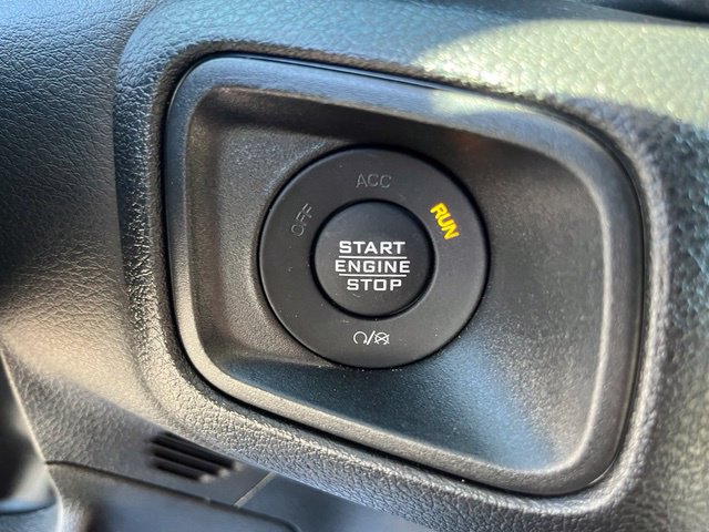 Certified 2026 Jeep Gladiator Sport AWD/4WD image 36