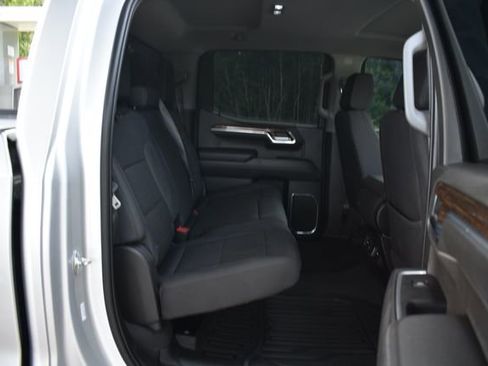 Used 2022 GMC Sierra 1500 SLE AWD/4WD image 15