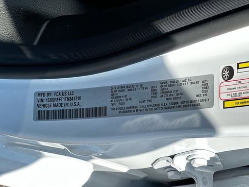 New 2026 RAM 1500 4x4 Crew Cab image 33