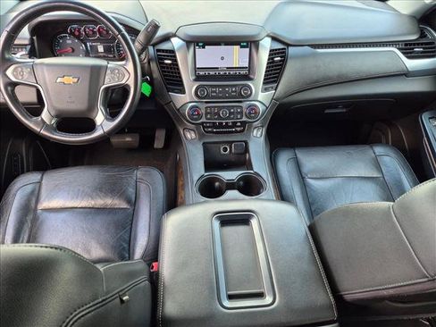 Used 2019 Chevrolet Suburban LT AWD/4WD image 17