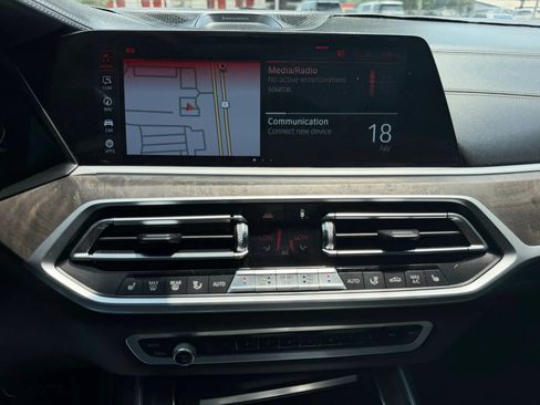 Used 2019 BMW X7 xDrive50i w/ Dynamic Handling Package AWD/4WD image 36