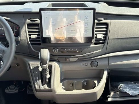 New 2026 Ford Transit 250 148 Medium Roof RWD image 18