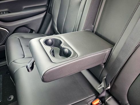 New 2026 Jeep Grand Cherokee Limited image 36