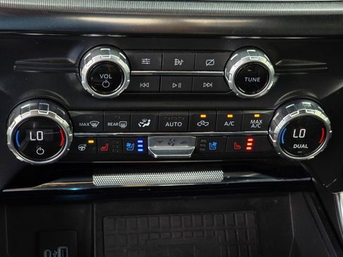 Used 2021 Ford F150 Platinum w/ Equipment Group 701A High AWD/4WD image 26