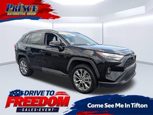 Used 2023 Toyota RAV4 XLE Premium FWD image 1