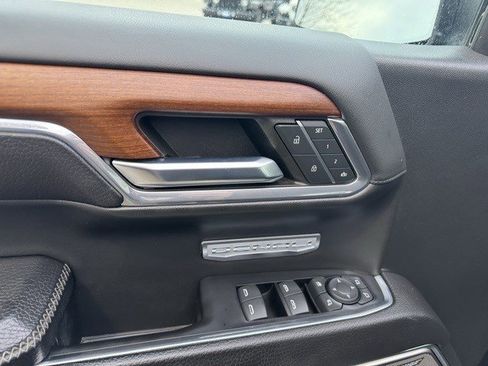 Used 2023 GMC Sierra 1500 Denali image 11