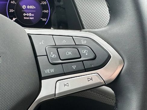 Certified 2025 Volkswagen Atlas Peak Edition SE AWD/4WD image 17