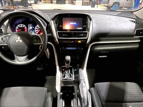 Used 2019 Mitsubishi Eclipse Cross ES image 11