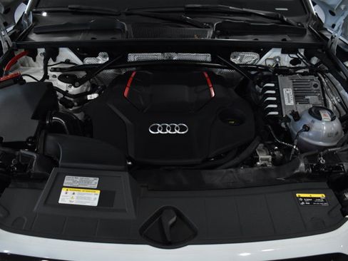 Used 2023 Audi SQ5 Premium Plus w/ Premium Plus Package AWD/4WD image 39
