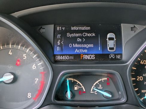 Used 2019 Ford Escape SEL image 28