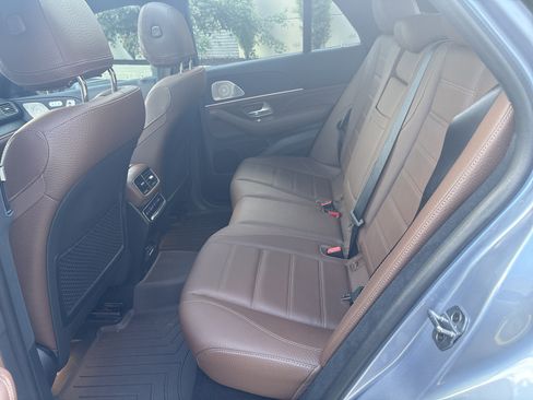 Used 2025 Mercedes-Benz GLE 450 4MATIC Coupe image 31