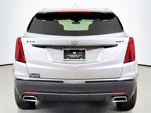 New 2026 Cadillac XT5 Luxury w/ LPO, ONYX Package image 4