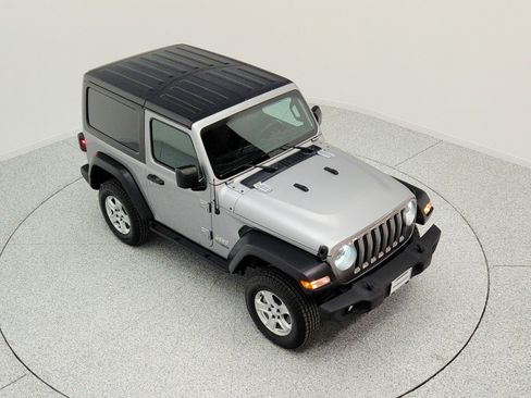 Used 2019 Jeep Wrangler Sport AWD/4WD image 24