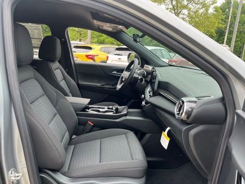 New 2026 Chevrolet Equinox LT w/ Safety and Technology Package image 35