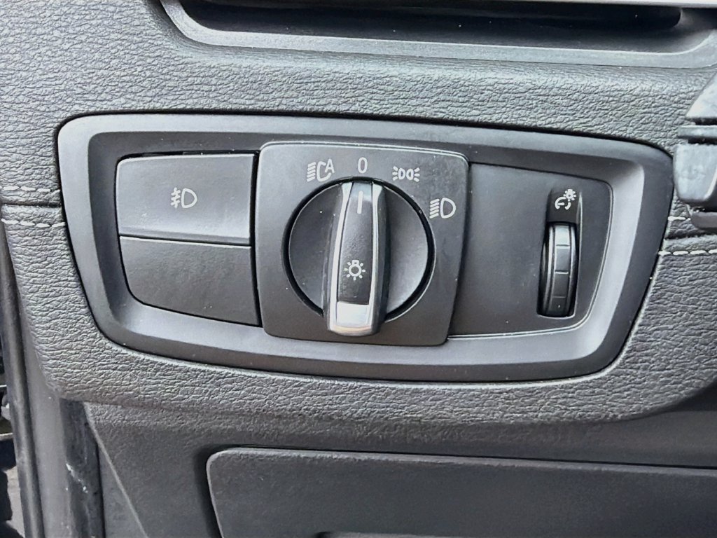 Used 2019 BMW X2 sDrive28i FWD image 35