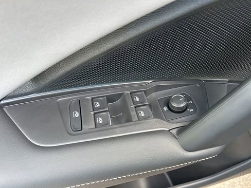 New 2026 Volkswagen Tiguan SE R-Line AWD/4WD image 19