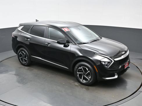 Used 2023 Kia Sportage LX AWD/4WD image 34
