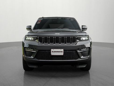 New 2025 Jeep Grand Cherokee Limited image 2