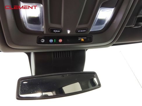 Used 2023 GMC Sierra 1500 SLE image 22