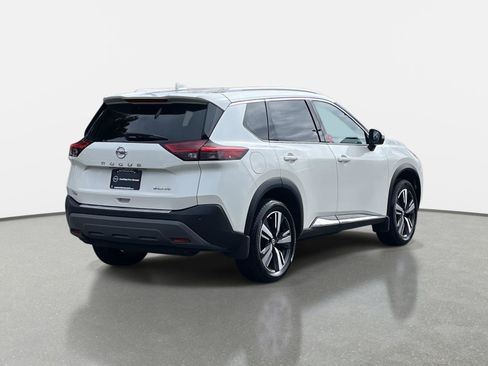 Used 2021 Nissan Rogue SL w/ Premium Package image 5