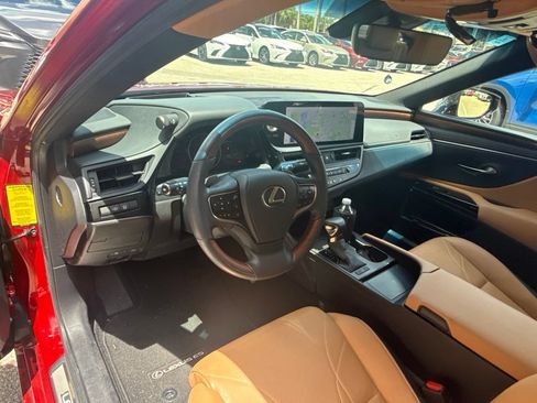 Used 2025 Lexus ES 350 w/ Technology Package FWD image 18