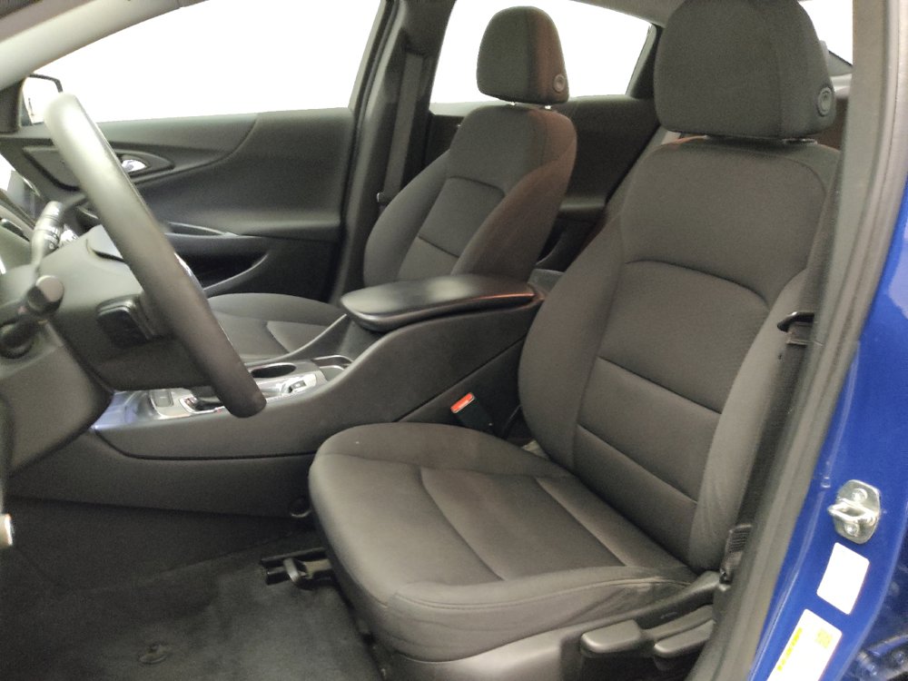 Used 2023 Chevrolet Malibu LS FWD image 17