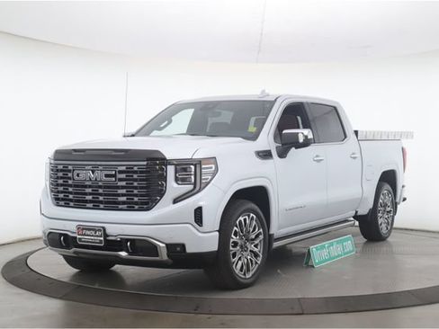 Used 2026 GMC Sierra 1500 Denali Ultimate AWD/4WD image 10