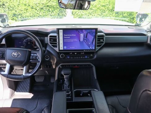 Used 2024 Toyota Tundra Limited AWD/4WD image 30