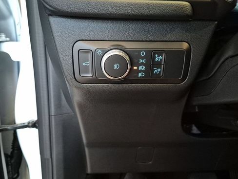 Used 2022 Ford Escape SEL w/ Technology Package AWD/4WD image 19
