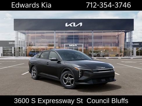 New 2026 Kia K4 FWD image 10