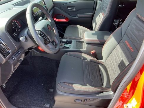 New 2025 Nissan Frontier PRO-4X w/ Pro Convenience Package image 9