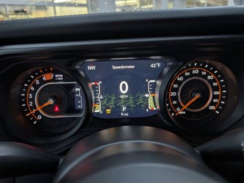 New 2026 Jeep Wrangler Unlimited Rubicon image 24