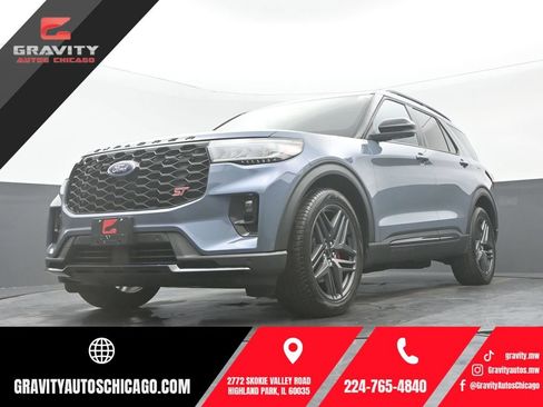 Used 2025 Ford Explorer ST AWD/4WD image 1