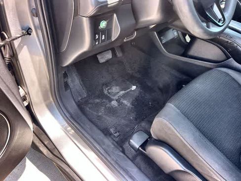 Used 2022 Honda HR-V EX image 3