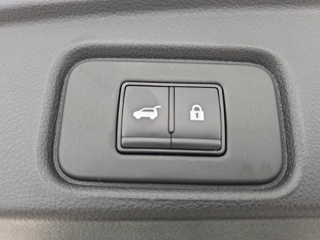 Used 2024 Nissan Pathfinder SL w/ SL Premium Package AWD/4WD image 34