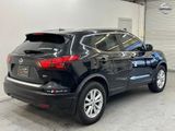 Used 2017 Nissan Rogue Sport SV image 6