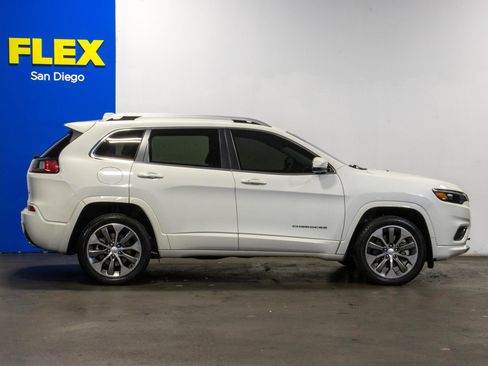 Used 2019 Jeep Cherokee Overland w/ Trailer Tow Group image 6