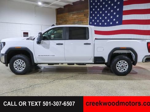 Used 2024 GMC Sierra 2500 Pro AWD/4WD image 9