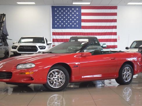 Used 2002 Chevrolet Camaro Z28 RWD image 13