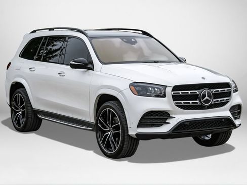 Used 2021 Mercedes-Benz GLS 580 4MATIC image 4