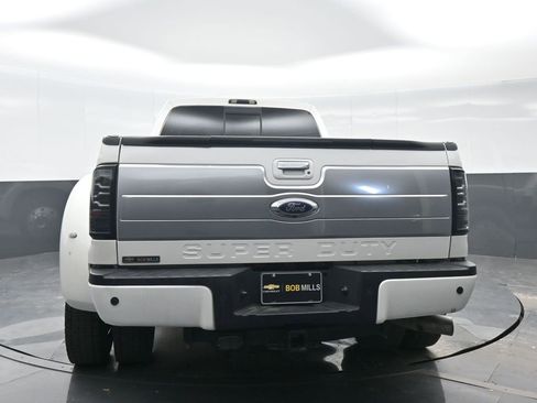 Used 2016 Ford F450 Platinum image 5