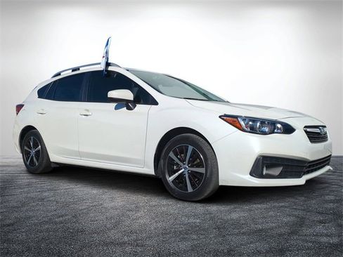 Used 2023 Subaru Impreza Premium image 1