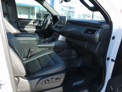 Used 2021 Chevrolet Tahoe LT image 15