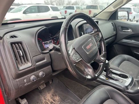 Used 2015 GMC Canyon SLE w/ All-Terrain Package image 13